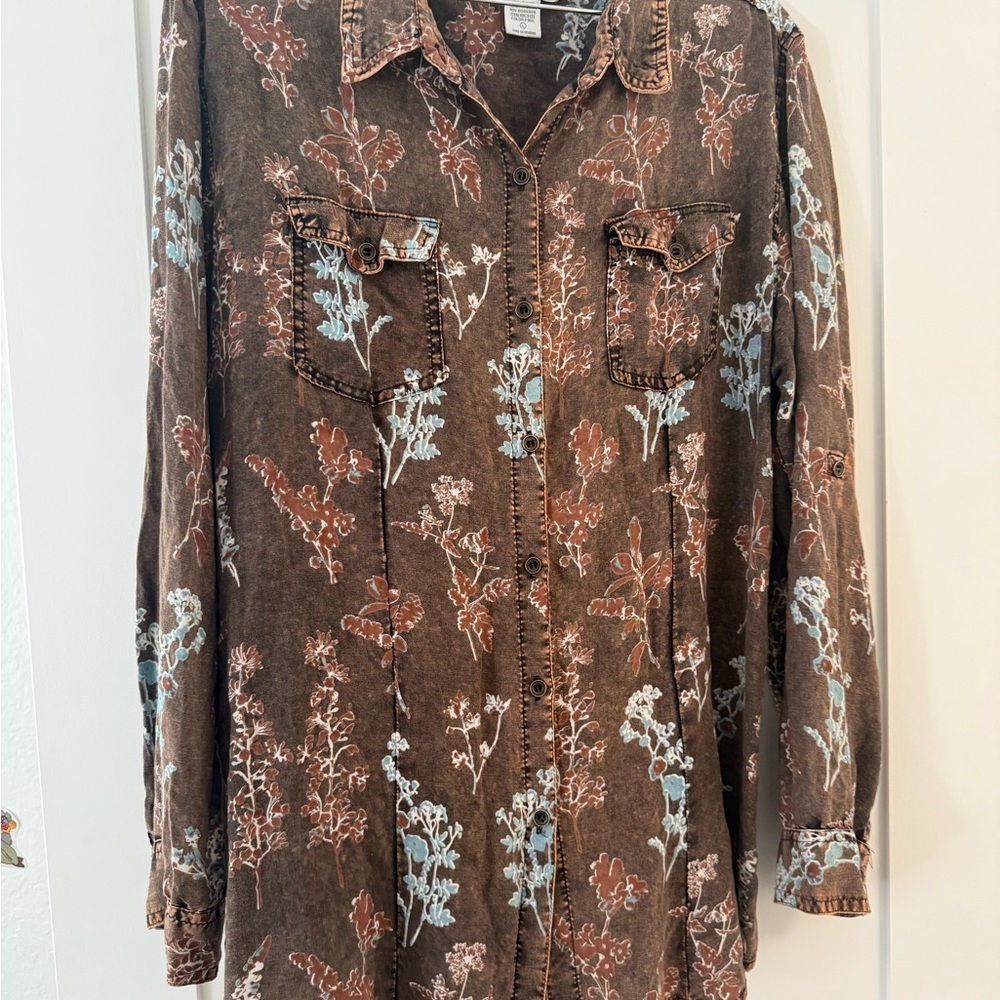 Back In The Saddle Floral Brown Button-Up Women's Top - Picture 3 of 5